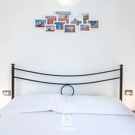 5 Minuti Ospedale Careggi Splendido Apartment